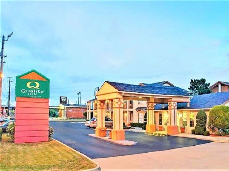 Quality Inn Oklahoma City South Bagian luar foto