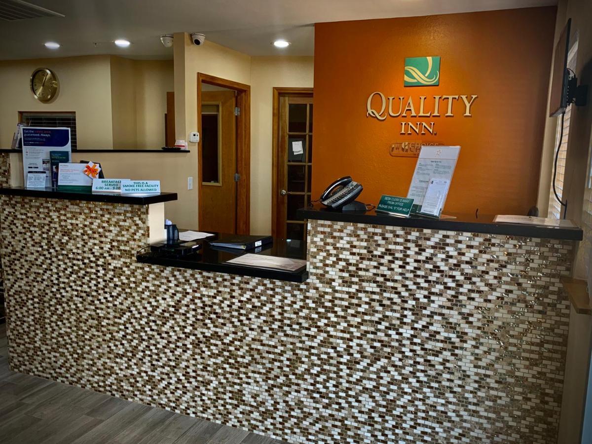 Quality Inn Oklahoma City South Bagian luar foto