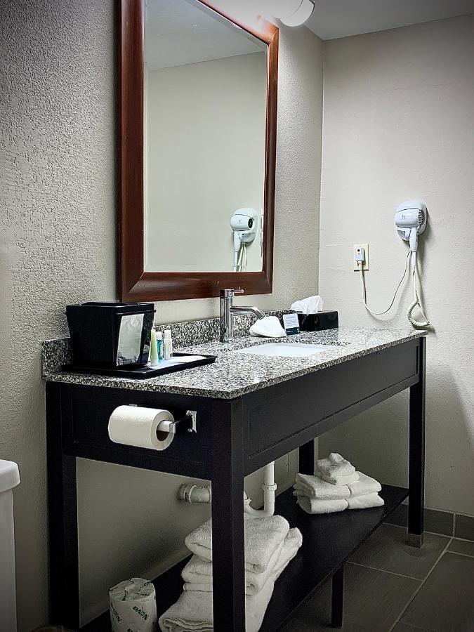 Quality Inn Oklahoma City South Bagian luar foto