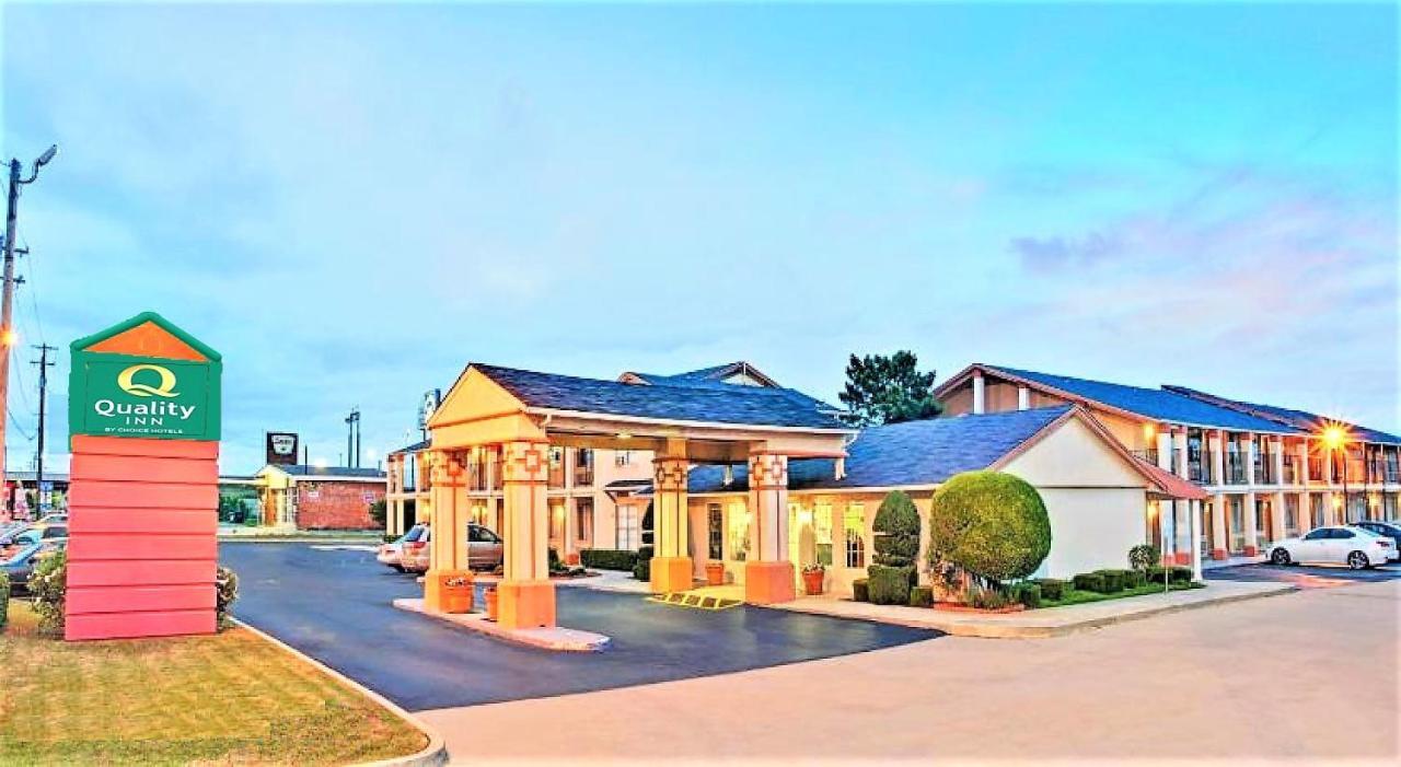 Quality Inn Oklahoma City South Bagian luar foto